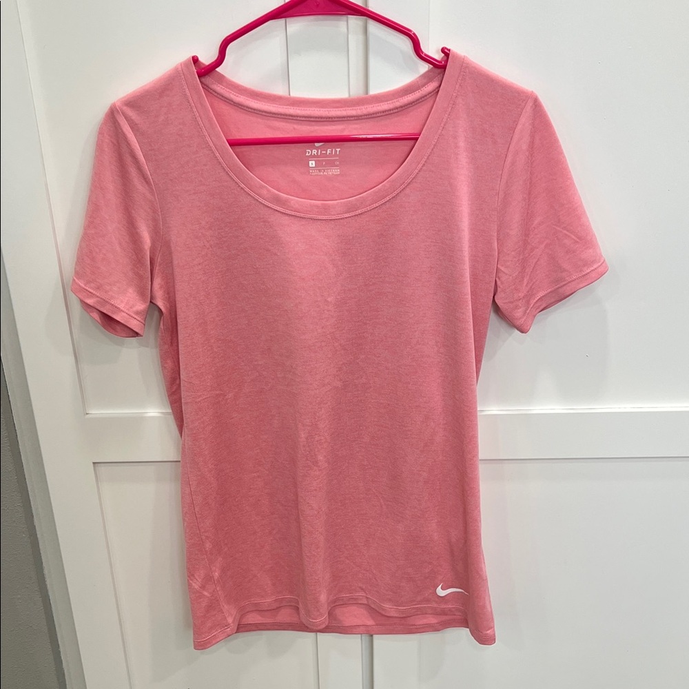 Nike Women's Short Sleeve Pink Tee